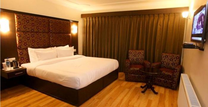 Hotel Pacific